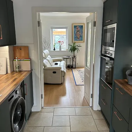 Recently Renovated Villa *